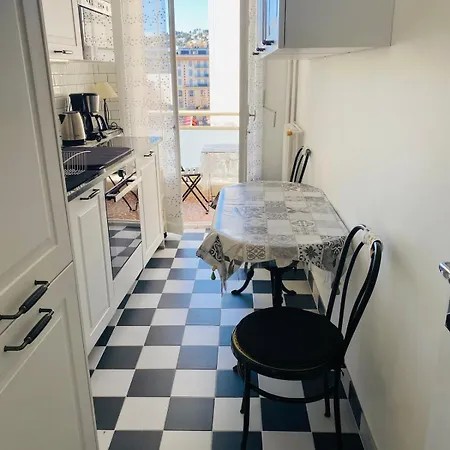 アパート Center 2 Bedrooms Balcony Air Conditioning