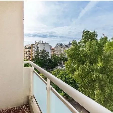 Center 2 Bedrooms Balcony Air Conditioning アパート *